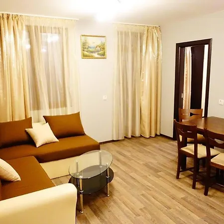 Enis с минерален басейн Apartment